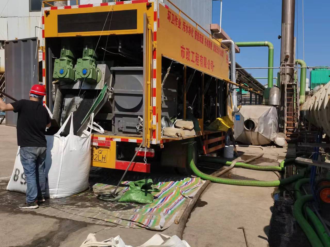 靖州淤泥压干处理